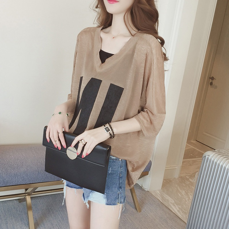 Large size T-shirt female 2023 new summer fat mm Korean version loose V-neck top camisole two-piece casual short-sleeved