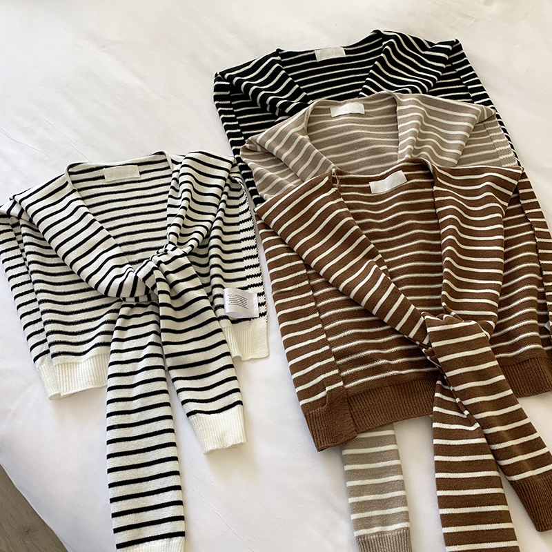 Knitted striped shawl women's summer air-conditioned room neck protection shawl spring and autumn outer wear vest Korean version of foreign style all-match shoulders
