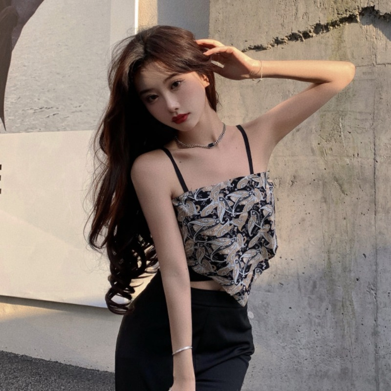 Summer camisole women's inner wear design sense all-match top outer wear chic trend