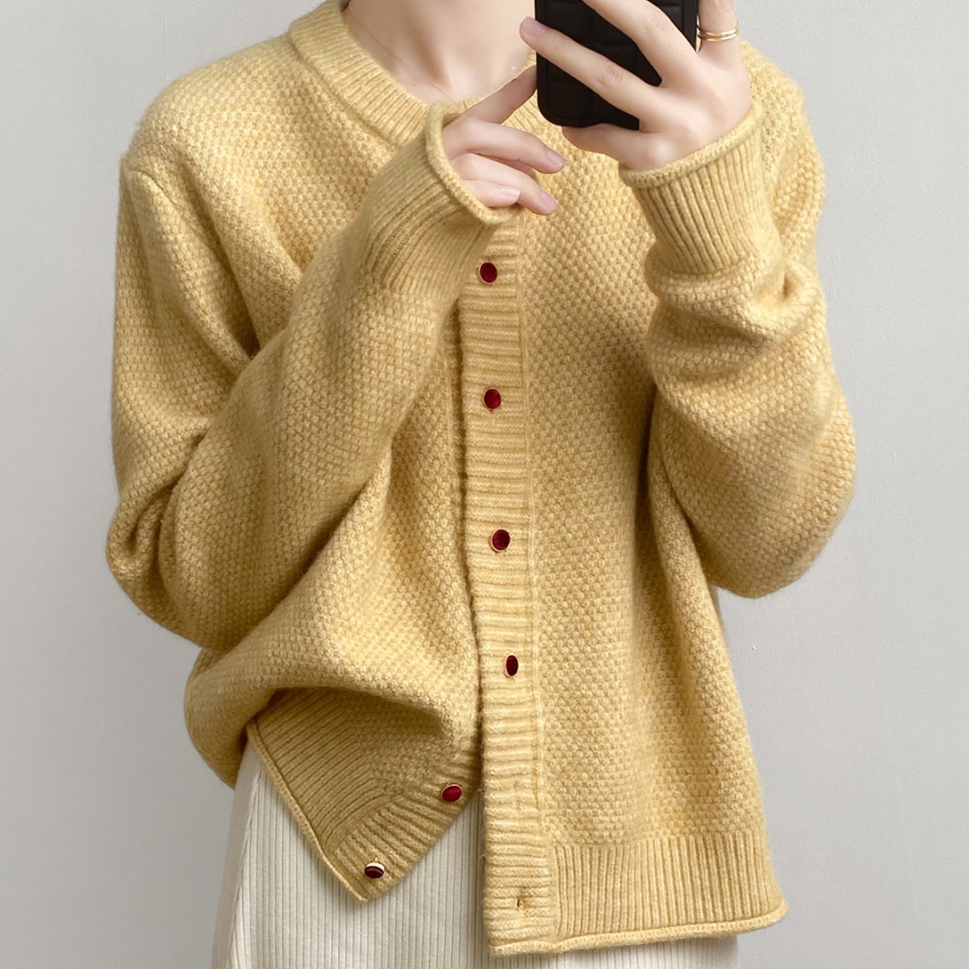 Lazy style round neck knitted sweater coat women's spring and autumn design sense niche knitted cardigan small bottoming top
