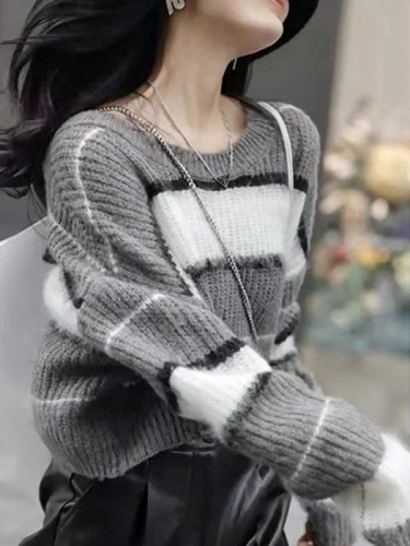 Striped color contrast stitching short sweater women's autumn and winter new fashion foreign style round neck lazy wind sweater top
