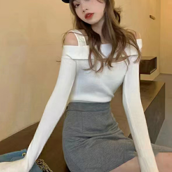 One-shoulder halter neck long-sleeved sweet and spicy very fairy slim knitted bottoming top