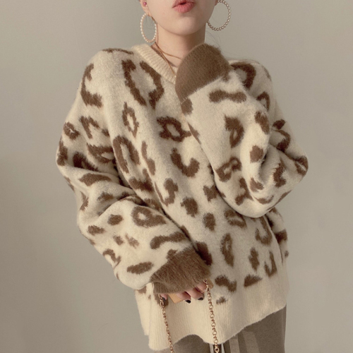 Korean chic autumn and winter lazy wind round neck leopard jacquard loose all-match long-sleeved thickened warm pullover sweater women