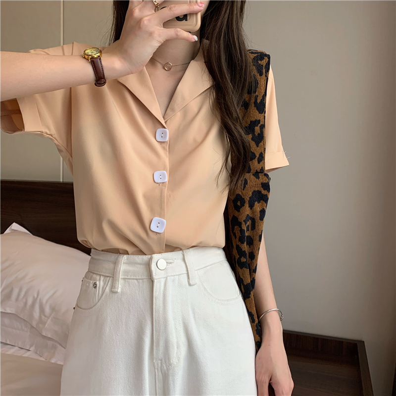 Summer new fashion western style shirt women's short-sleeved design sense women's top loose Korean style shirt tide