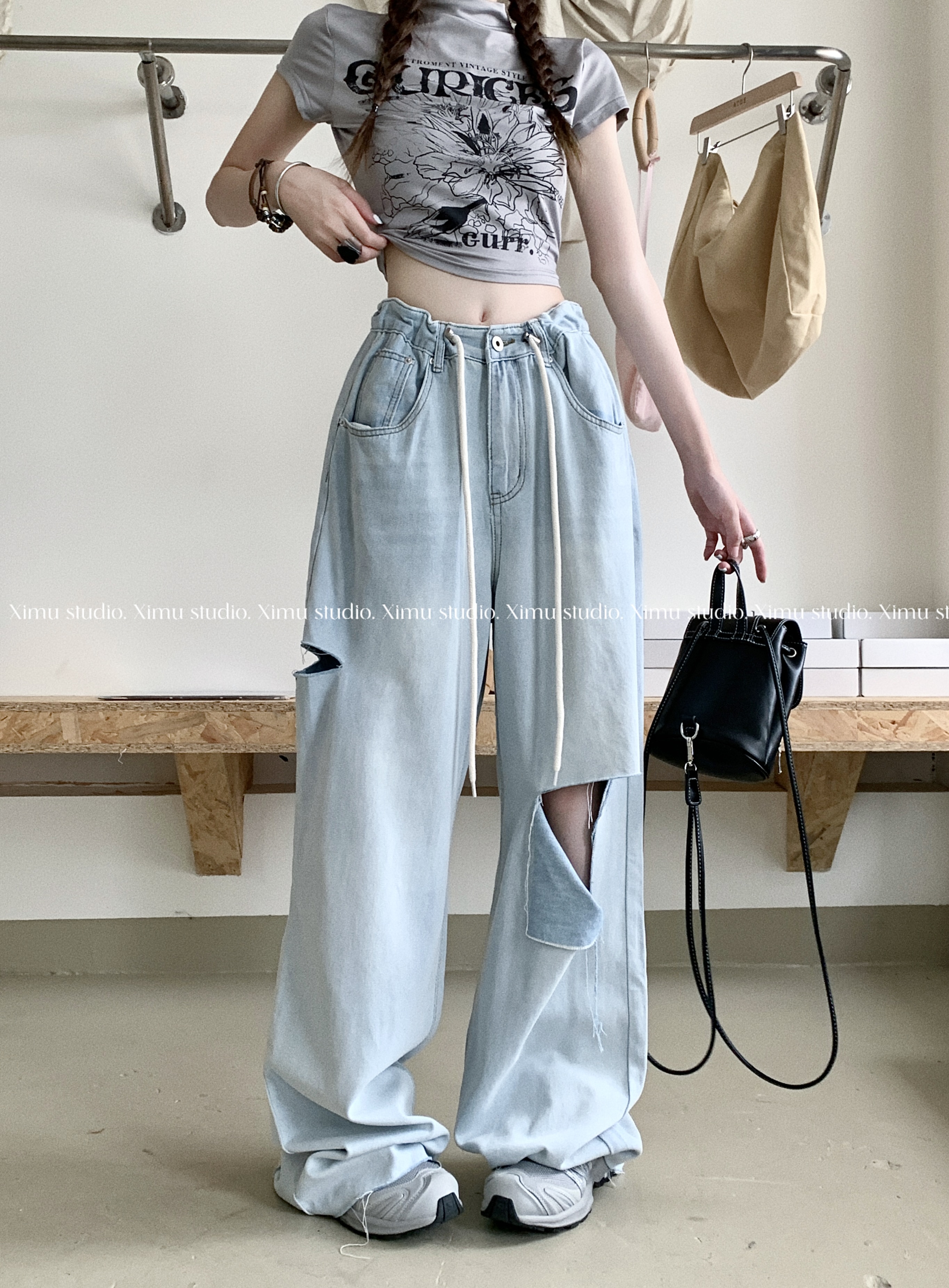 Adjustable drawstring wide-leg straight-leg ripped jeans