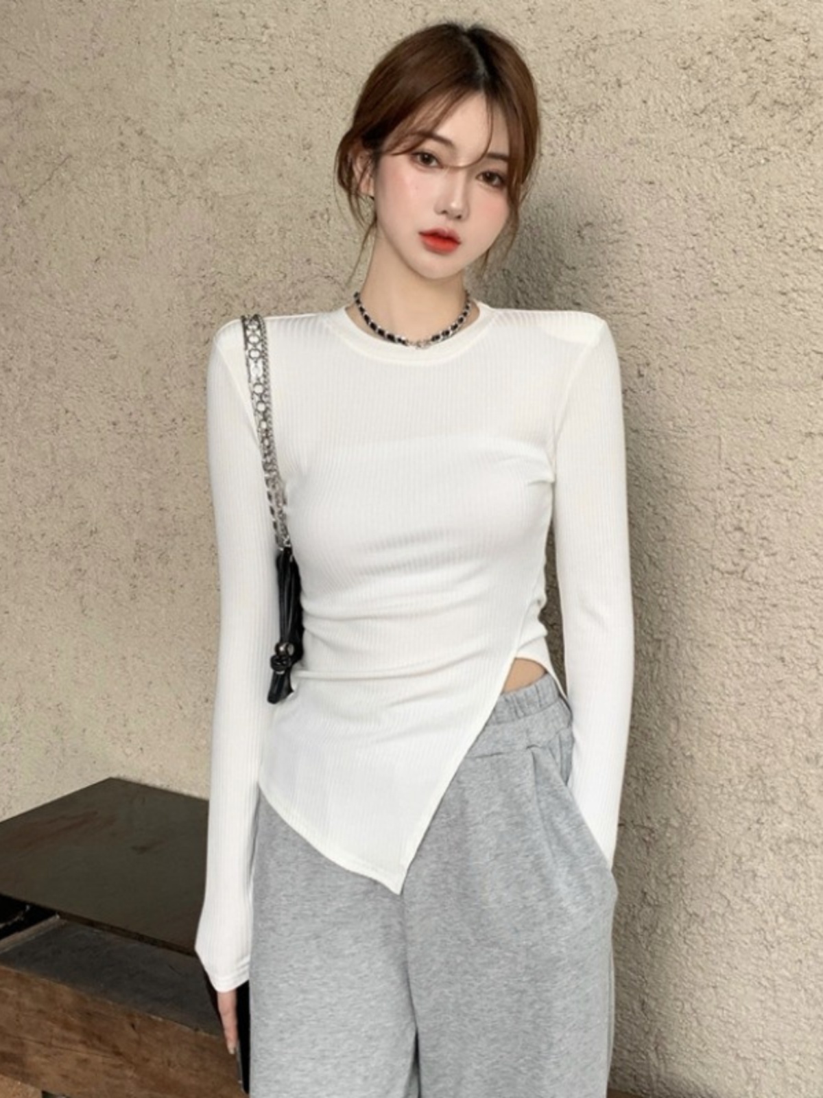 2023 summer new slit thin irregular T-shirt bottoming shirt sexy top tight-fitting with pure desire core-spun yarn