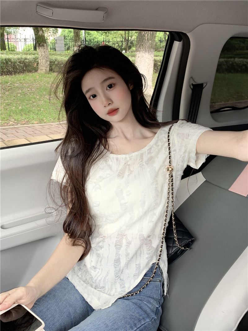 ~American hot girl short-sleeved T-shirt with irregular summer design sense, loose and thin top for women