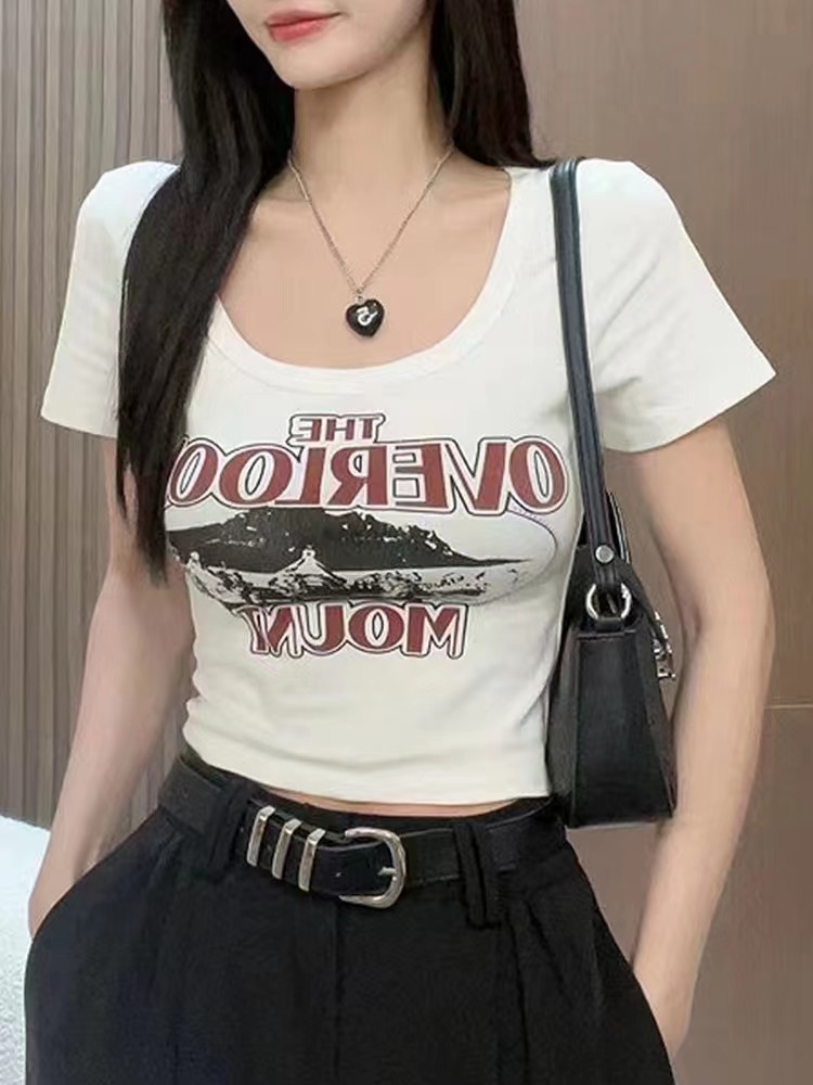 American retro printed short-sleeved t-shirt women's 2023 new summer shoulder hot girl U-neck tight and thin short top