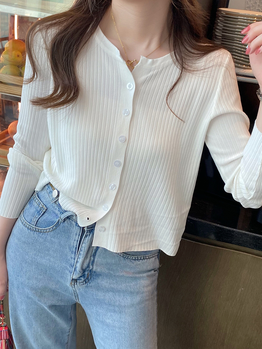 Knitted cardigan women's thin section early spring suspender skirt with blouse spring and autumn knitted sweater jacket top