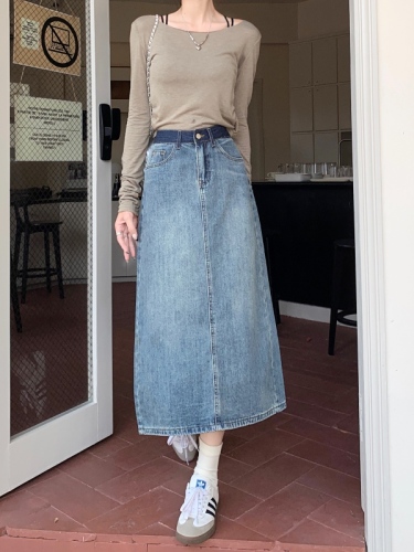 2023 autumn new style color contrast design mid-length denim skirt back slit skirt bag hip skirt women