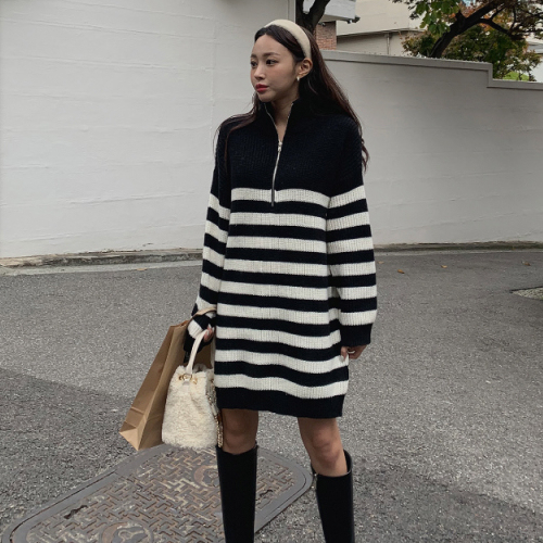 Korean Dongdaemun autumn and winter elegant striped knitted dress thickened pullover mid-length sweater dress 3691