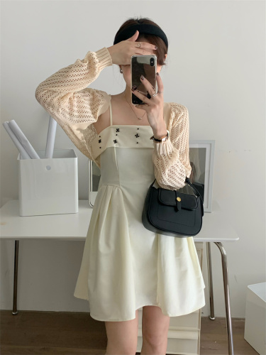 ～2023 early autumn new long-sleeved cardigan + suspender short dress two-piece set