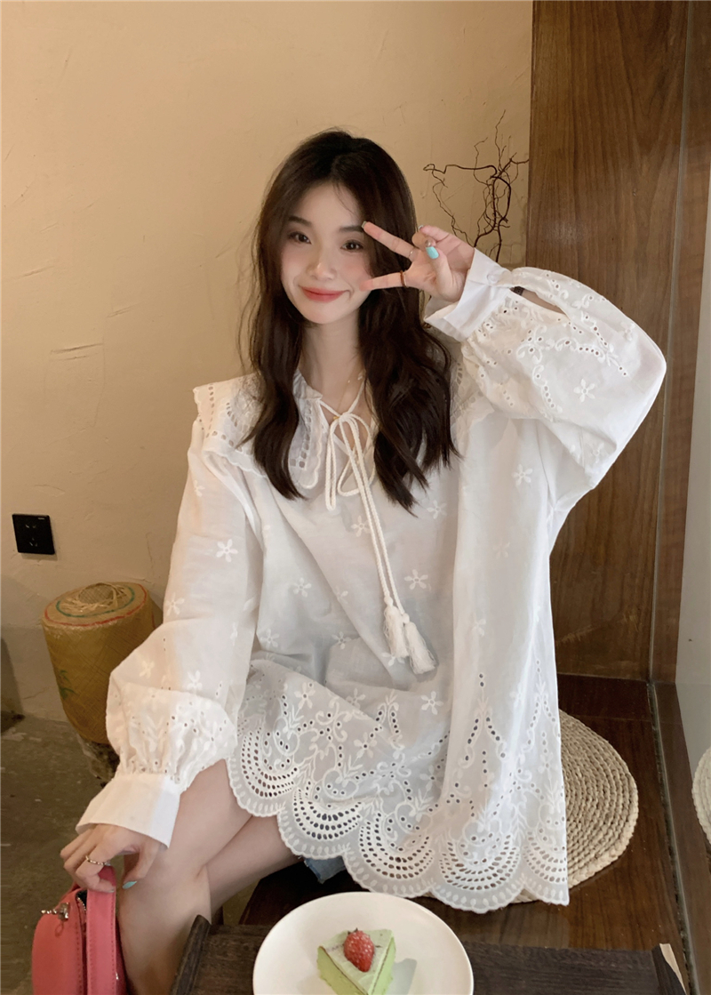 !  Resort style white hollow embroidered tassel doll collar shirt lazy long-sleeved sun protection shirt top