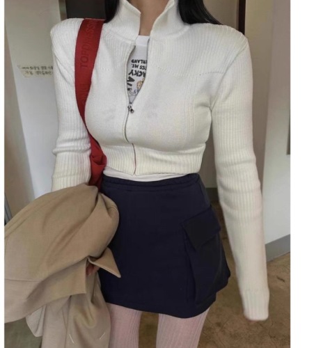Xianhan Dongmen autumn new lapel zipper short knitted cardigan jacket