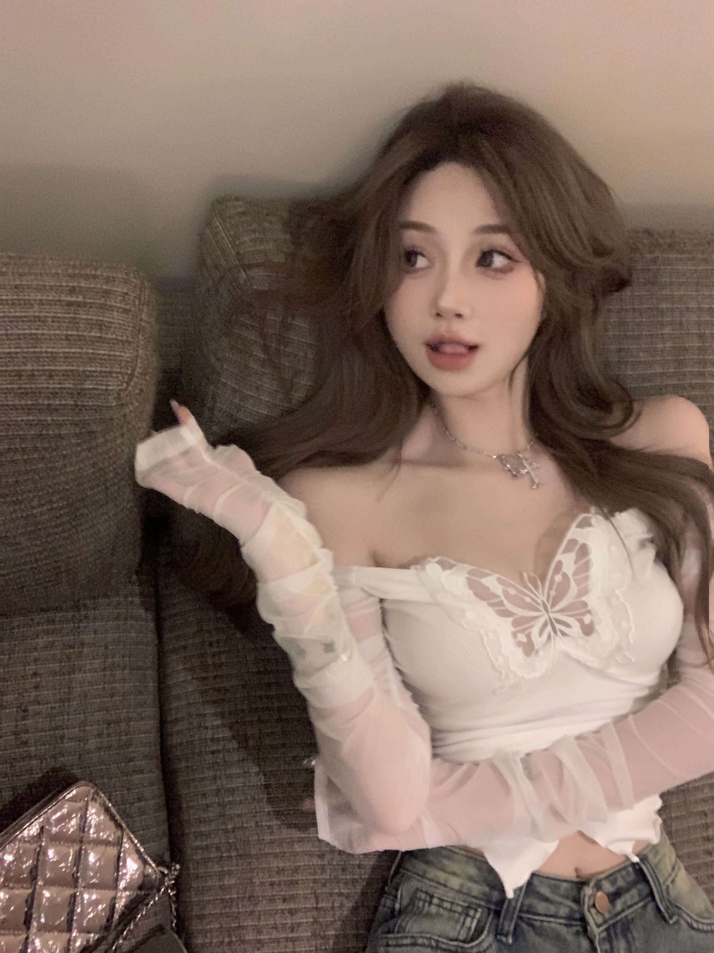 Pure Desire Little White Rabbit Butterfly Embroidery Hollow Mesh Stitching Irregular Hem Waist Elastic Top