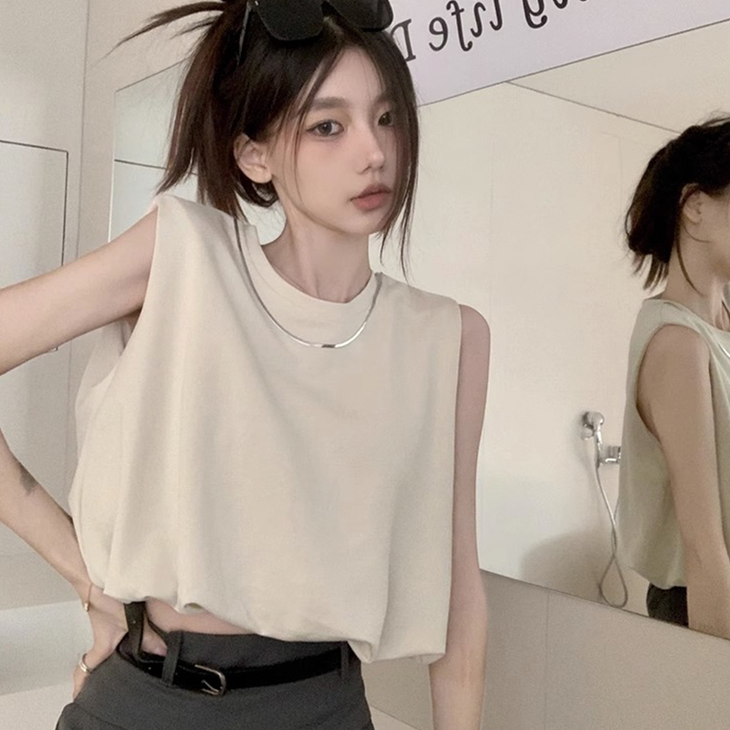 Official picture Sleeveless vest T-shirt women's summer new design sense short section hot girls wear chic waistcoat top