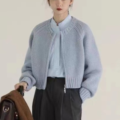 Round neck zipper sweater jacket women 2023 autumn and winter Korean style gentle loose short section small knitted cardigan top