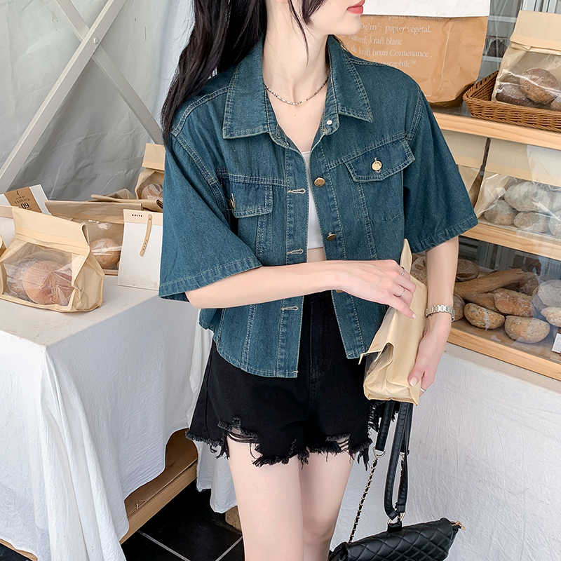 ~Short-sleeved denim jacket shirt female design sense niche retro Hong Kong style lapel short top trend