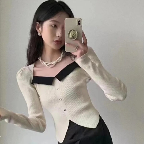 Tmall quality French square collar puff sleeve knitted sweater women's bottoming shirt design sense inner sweater top