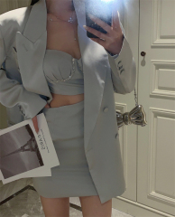 ~French ladies light luxury style sexy strapless suspender forged dress + casual suit jacket