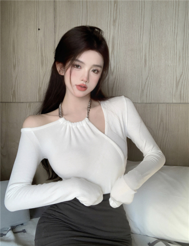 ~ Strapless chain halter neck temperament all-match thin long-sleeved top women's solid color T-shirt