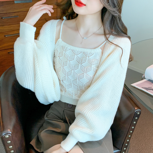 Shipped 2023 autumn and winter new camisole vest sweater small shawl coat two-piece set