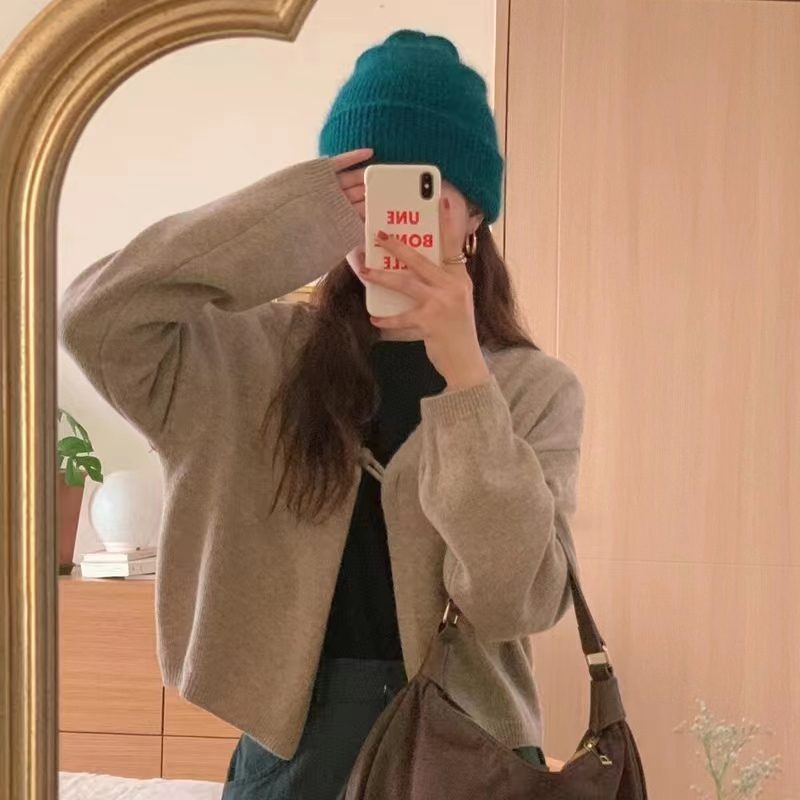 Korean chic autumn and winter new lazy style one button design loose casual solid color long-sleeved knitted cardigan for women