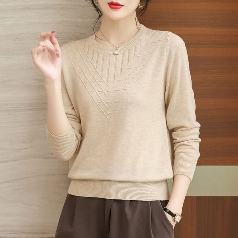 Spring and autumn knitted western-style sweater women's new loose large size middle-aged high-end high-end belly-covering thin all-match sweater core yarn