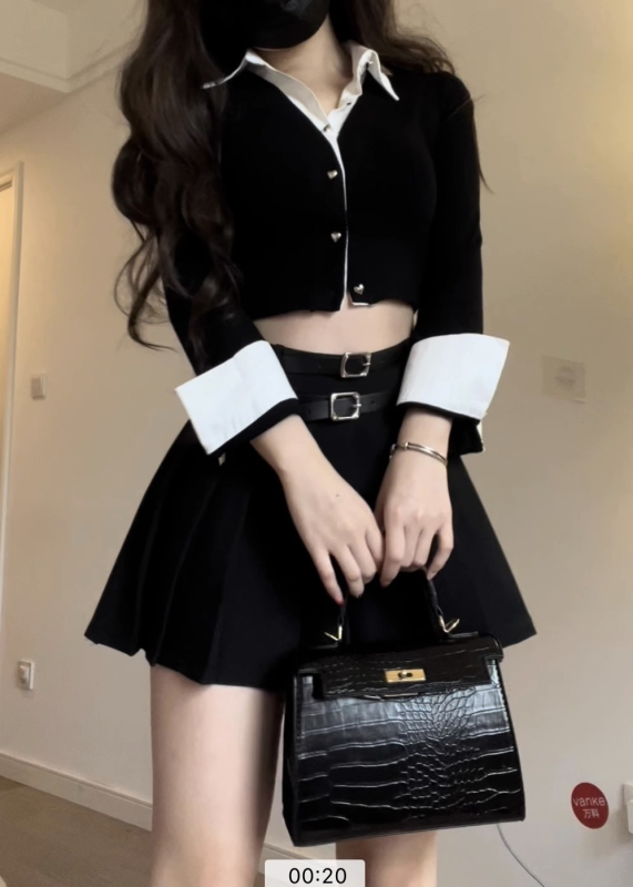 Official picture fake two-piece long-sleeved shirt autumn new hot girl design sense stitching slim slim short top coat
