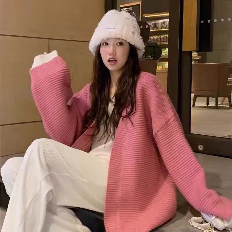 Korea Yonglai wind season solid color wool round neck commuter outer wear button thick stitch silky and comfortable sleeveless Korean style