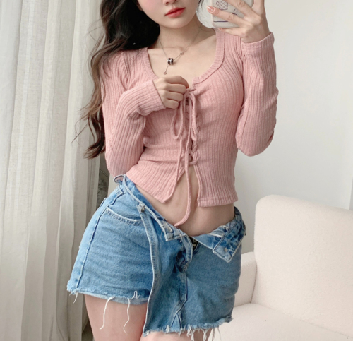 Spice girl square collar long-sleeved T-shirt women's spring and autumn self-cultivation and thin Korean version of the all-match pure desire strap short t-shirt top