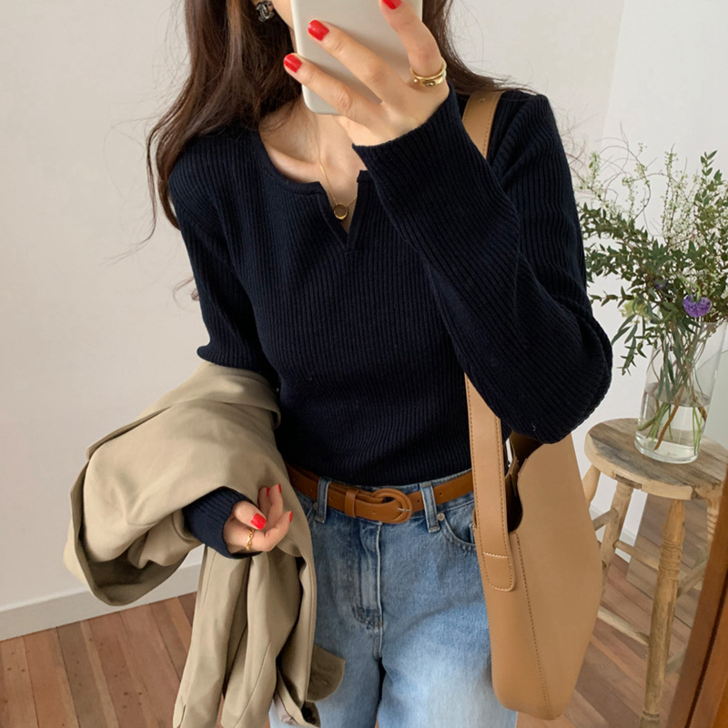 Korean chic all-match small V-neck slim fit long-sleeved elastic bottoming knitted sweater for women