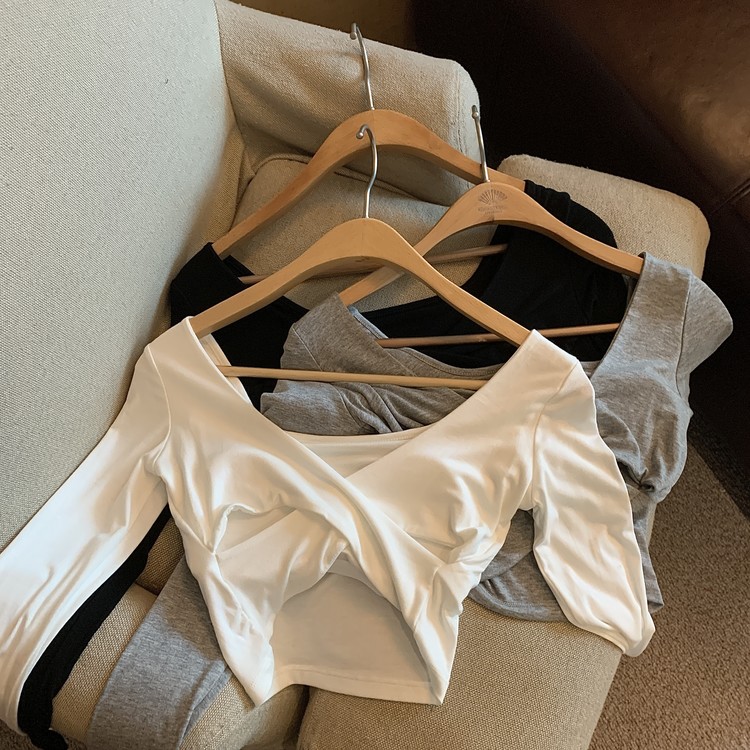 Autumn and winter cross open back round tie chest pad long sleeve T 040#