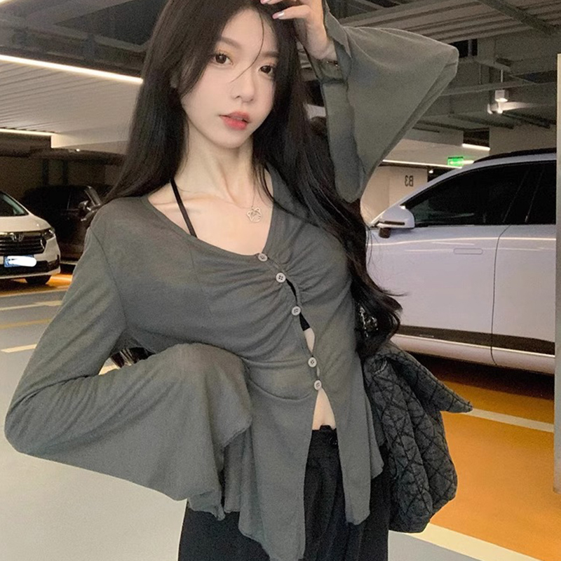 Official Photo Sunscreen Cardigan Women's Pure Desire Summer Early Autumn Thin Design V-neck Trumpet Long Sleeve Top Small Jacket