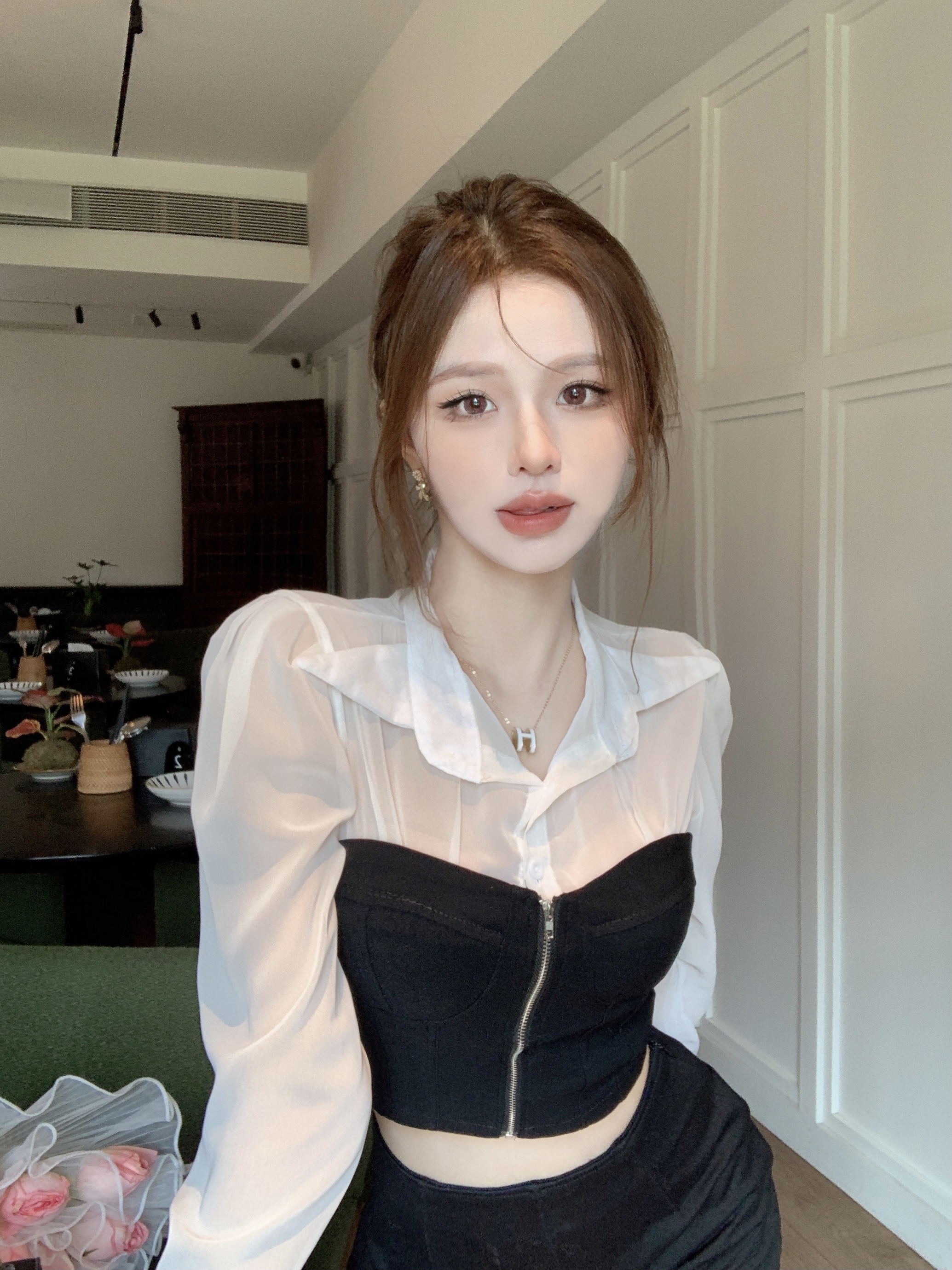 Chic White Chiffon Long Sleeve Shirt Top Women's Waist Top