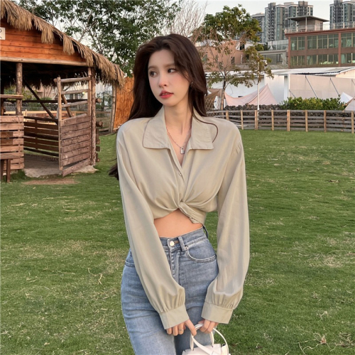 Spring and autumn French niche design sense chic back tie bowknot exposed navel short shirt top women