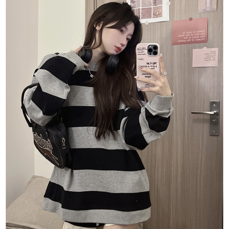 2023 new autumn clothing Korean style retro striped sweater women's loose large version mid-length