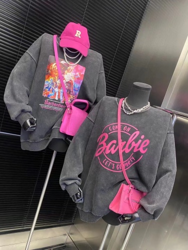 Original version of Japanese, Korean, European and American street style Sa sister cool 2023 new autumn round neck sweater Barbie series pink princess