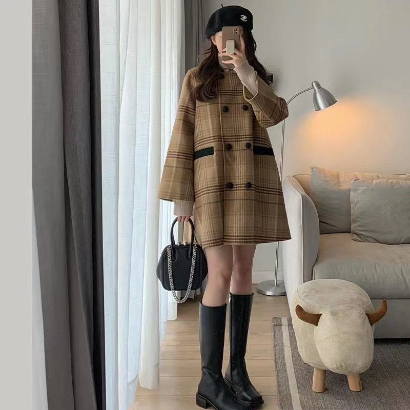 Xiaoxiangfeng Woolen Coat Women's 2023 Autumn and Winter New Style Small Slim Plaid Cloak Woolen Coat