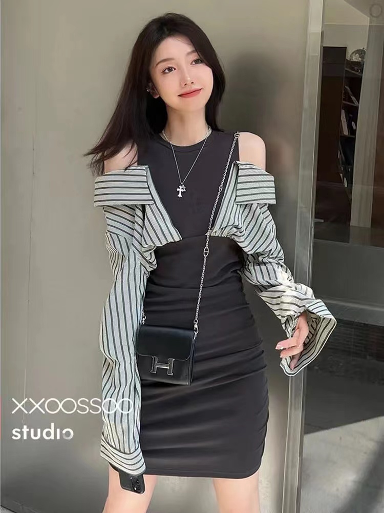 Fake two-piece shirt off-the-shoulder dress 2023 autumn new pure desire sweet and spicy style waist slimming bag hip skirt female
