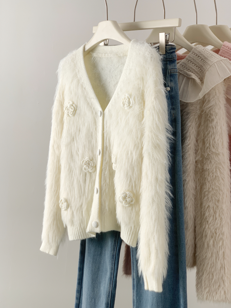 2023 Autumn and Winter Imitation Mink V-neck Knitted Jacket Small Fragrance Flower Sweater Women's Cardigan Top