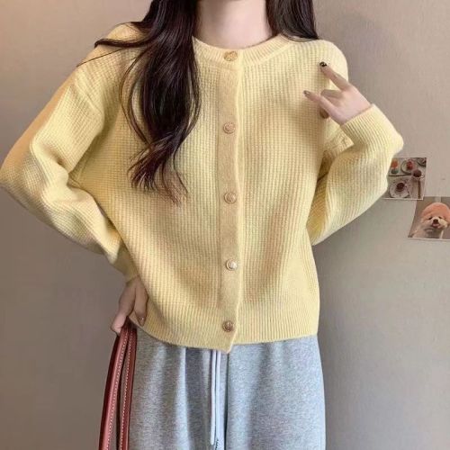 Gentle wind soft glutinous knitted cardigan women's autumn and winter new small fragrant wind round neck high-quality sweater coat