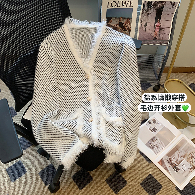 小香風仿貂絨毛衣外套女2023秋冬新款寬鬆韓版流蘇條紋針織開衫
