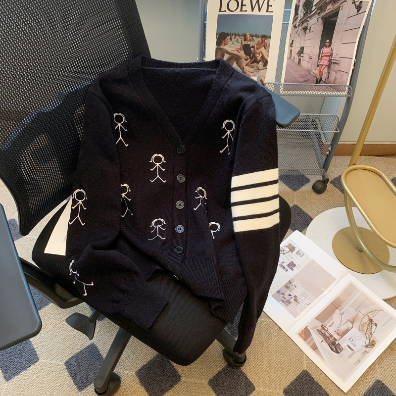學院風火柴人立體刺繡兩色小開衫女初秋新款可愛針織上衣