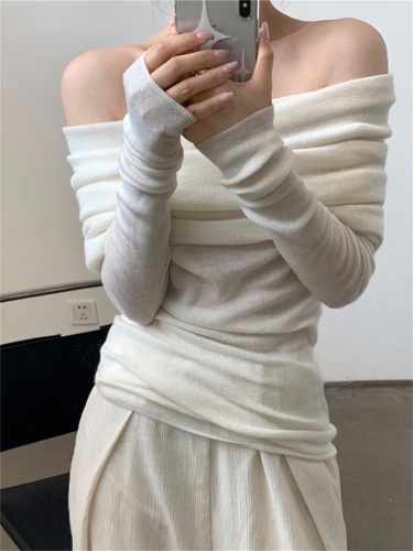 French-style one-shoulder gentle knitted top women's design feeling slim and slim off-shoulder long-sleeved sweater