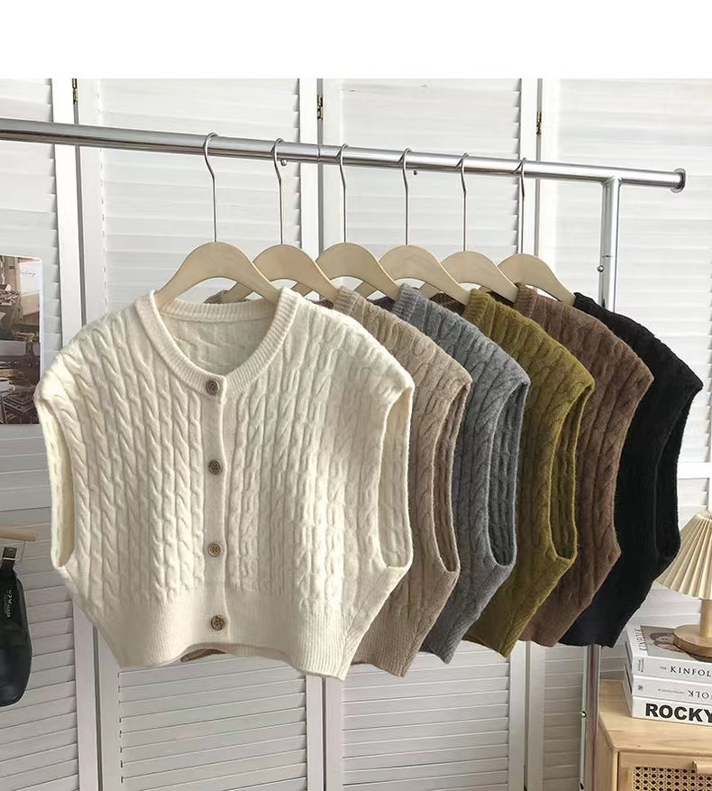 Retro twist knitted cardigan vest for women in autumn and winter layered round neck sleeveless waistcoat sweater vest top