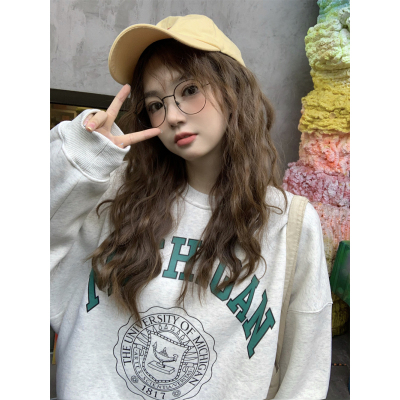 Harajuku BF thickened velvet pullover round neck sweatshirt for female students salt loose top autumn and winter coat lazy style