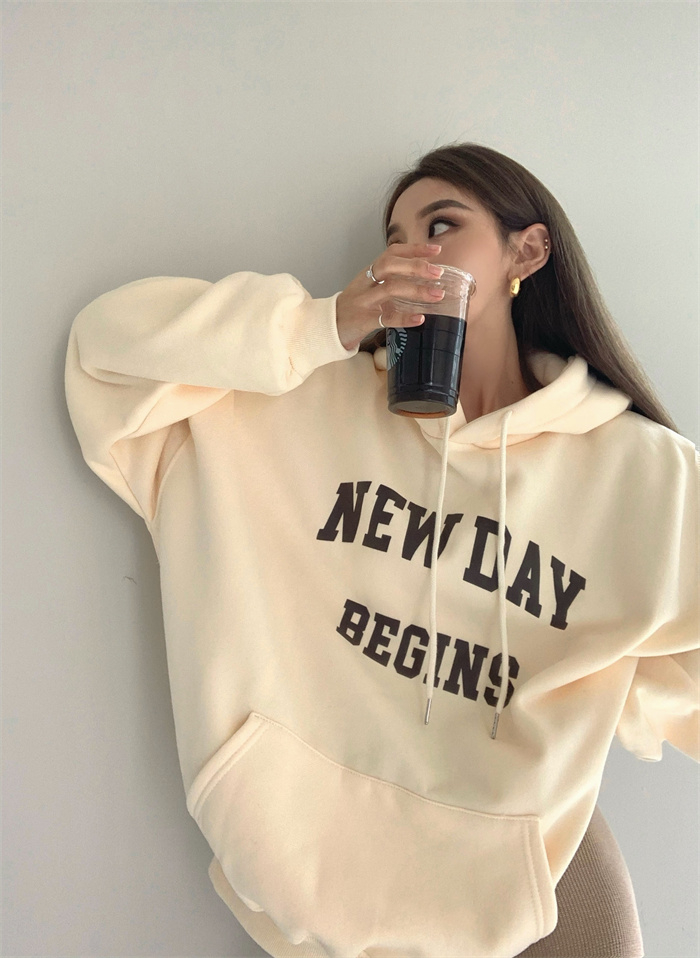 Autumn and winter velvet sweatshirt for women Korean style trendy student loose lazy style long-sleeved ins thickened top hooded jacket cec