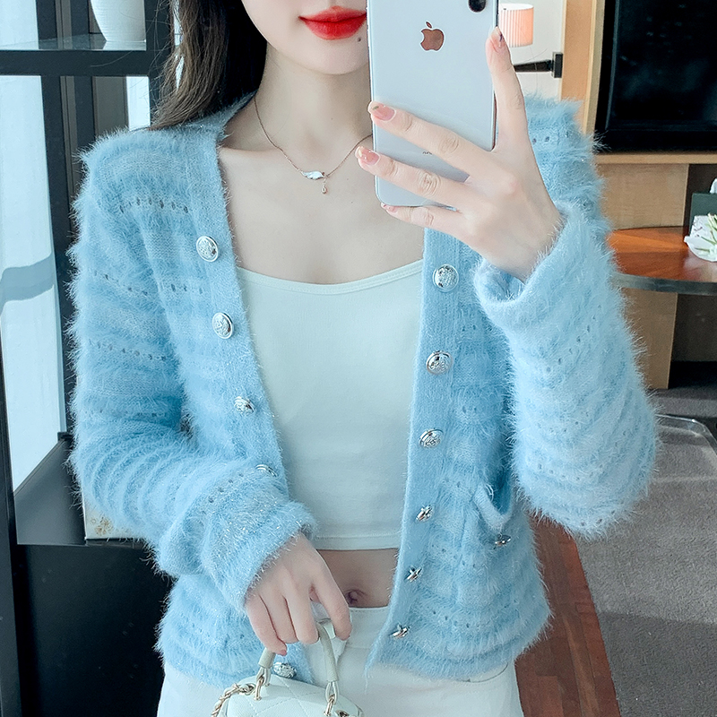 Shipped 2023 autumn and winter new light familiar wind cardigan sweater women's loose hollow long-sleeved soft glutinous ladies top