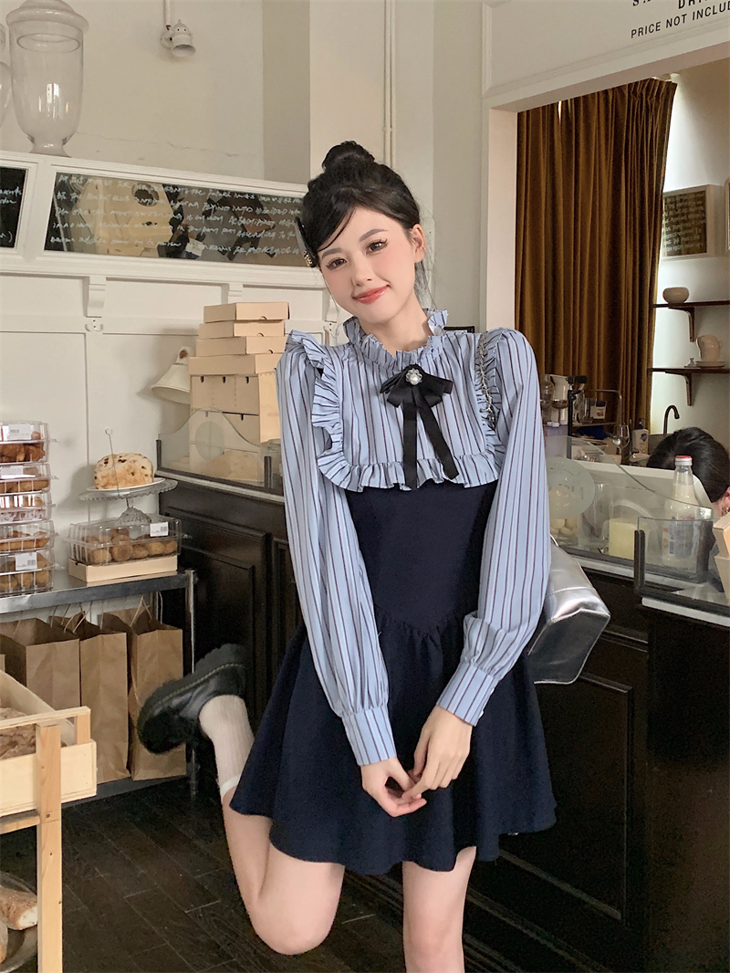 Stitched high-waist slim puffy dress for women spring 2023 new spring striped long-sleeved shirt skirt short skirt